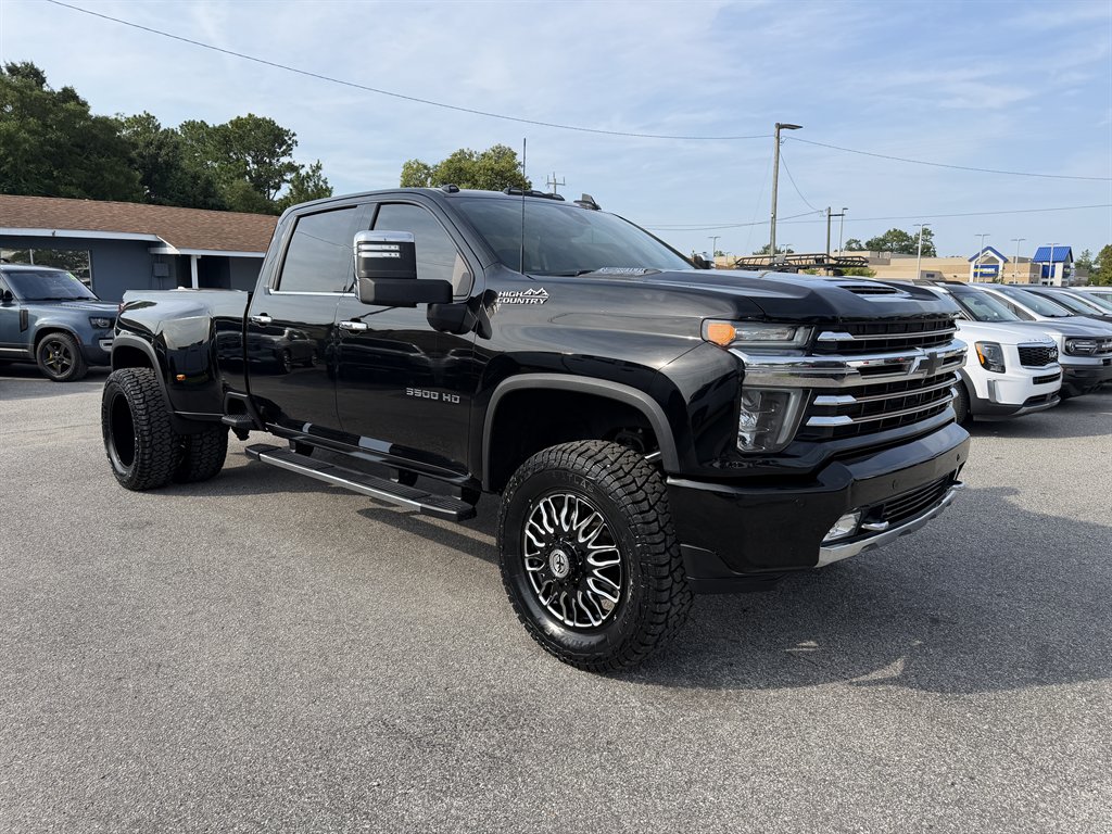 2020 Chevrolet Silverado - $48,995
