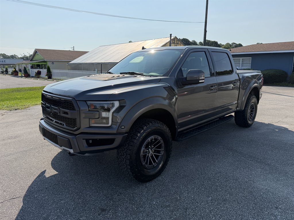 2020 Ford F-150 - $41,995