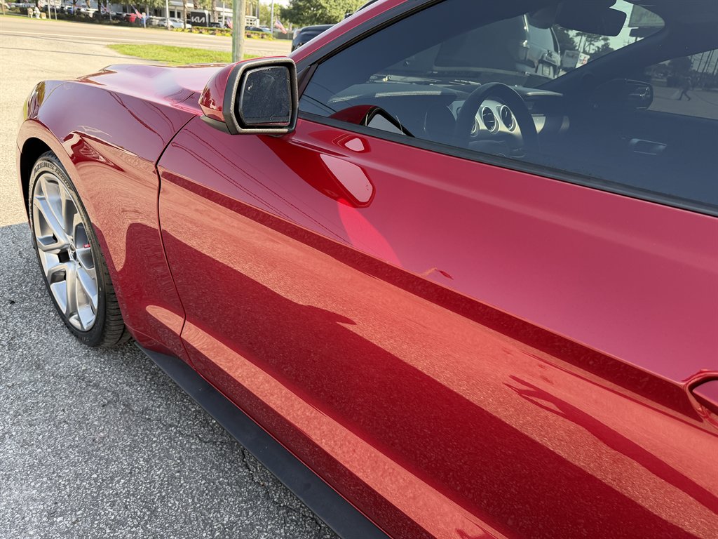 2021 Ford Mustang - $29,995