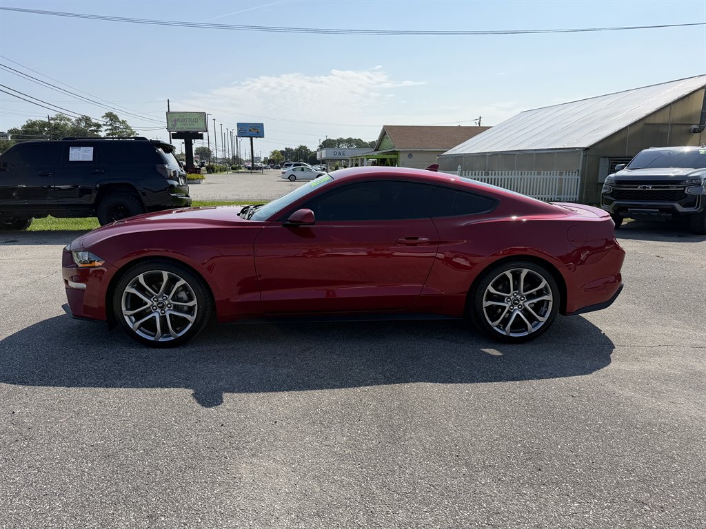 2021 Ford Mustang - $29,995