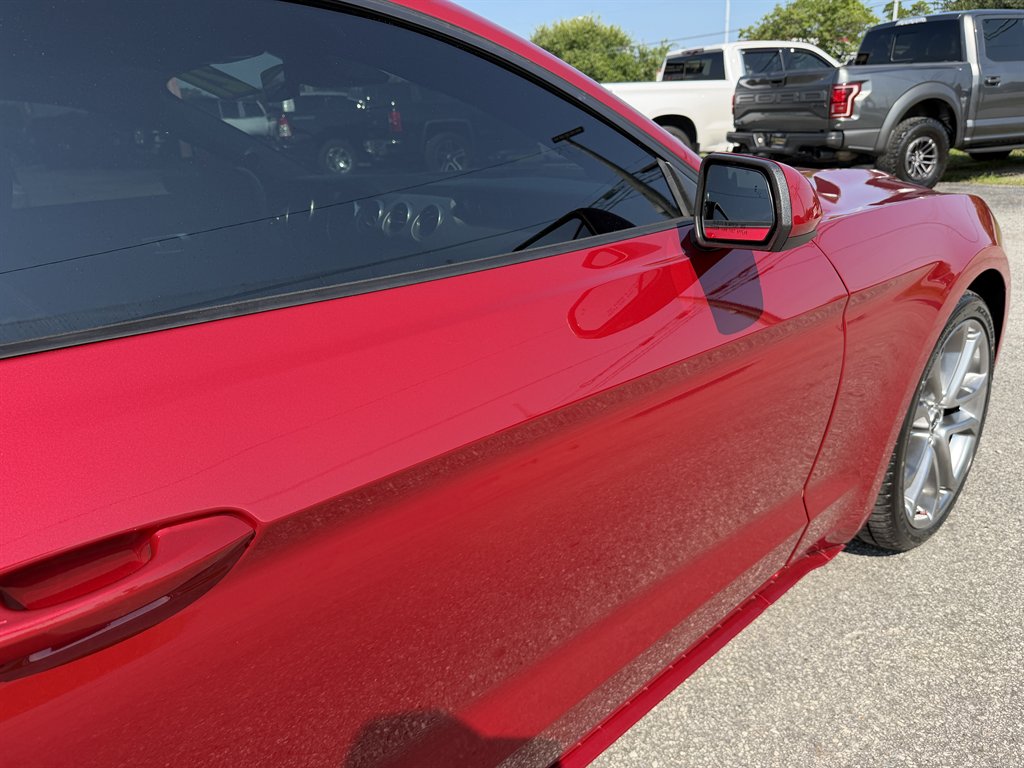2021 Ford Mustang - $29,995