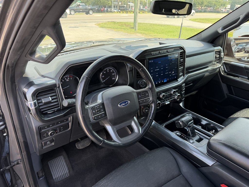 2021 Ford F-150 - $38,995