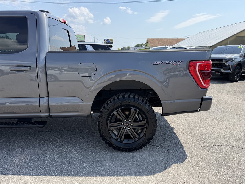 2021 Ford F-150 - $38,995