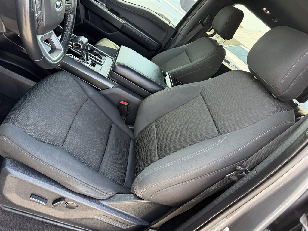 2021 Ford F-150 - $38,995