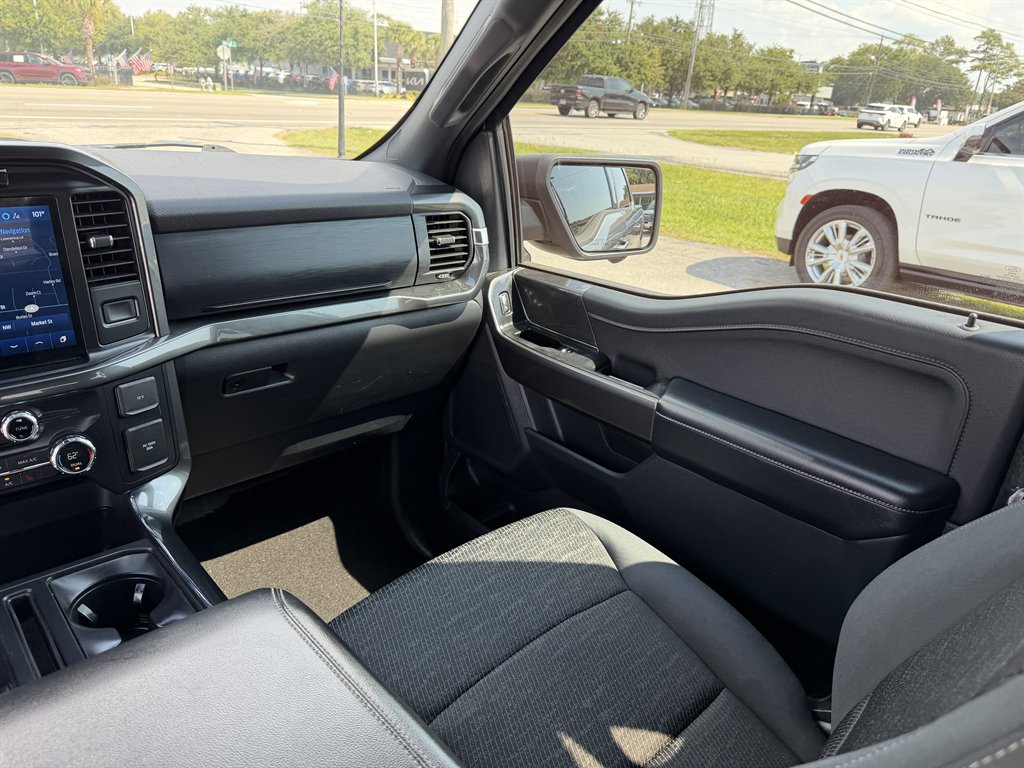 2021 Ford F-150 - $38,995