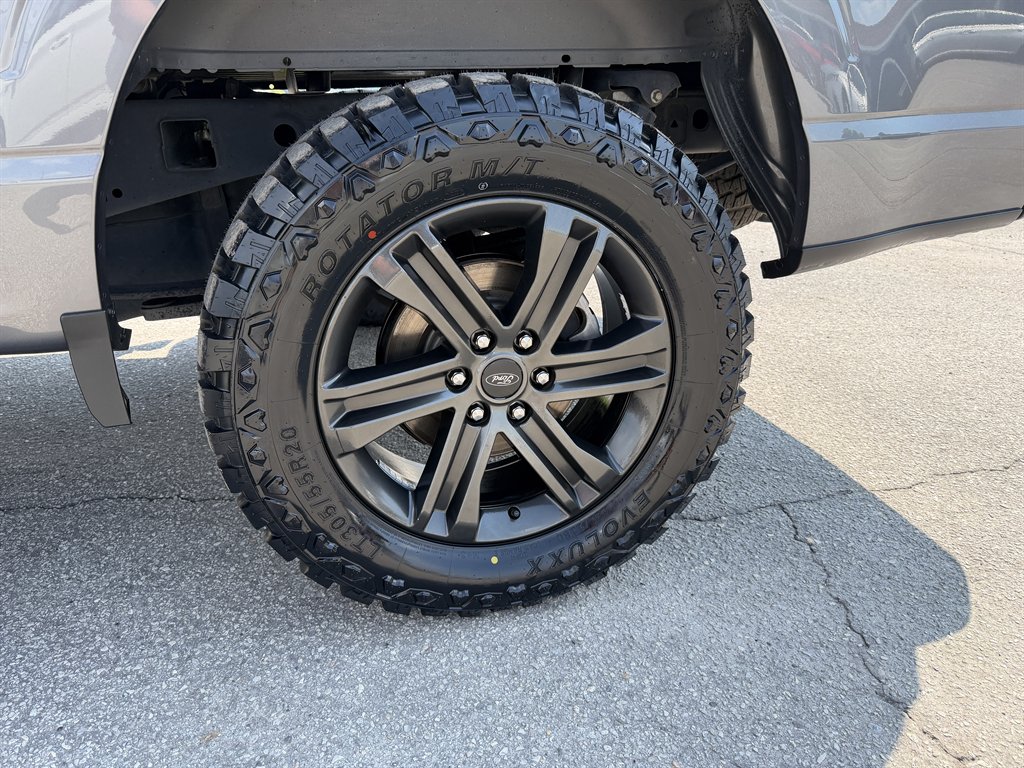 2021 Ford F-150 - $38,995