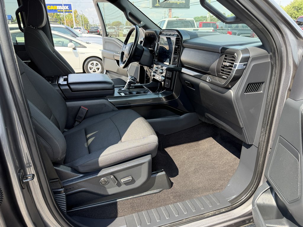 2021 Ford F-150 - $38,995