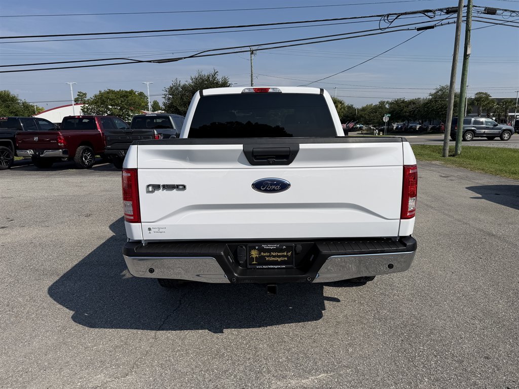 2016 Ford F-150 - $21,995