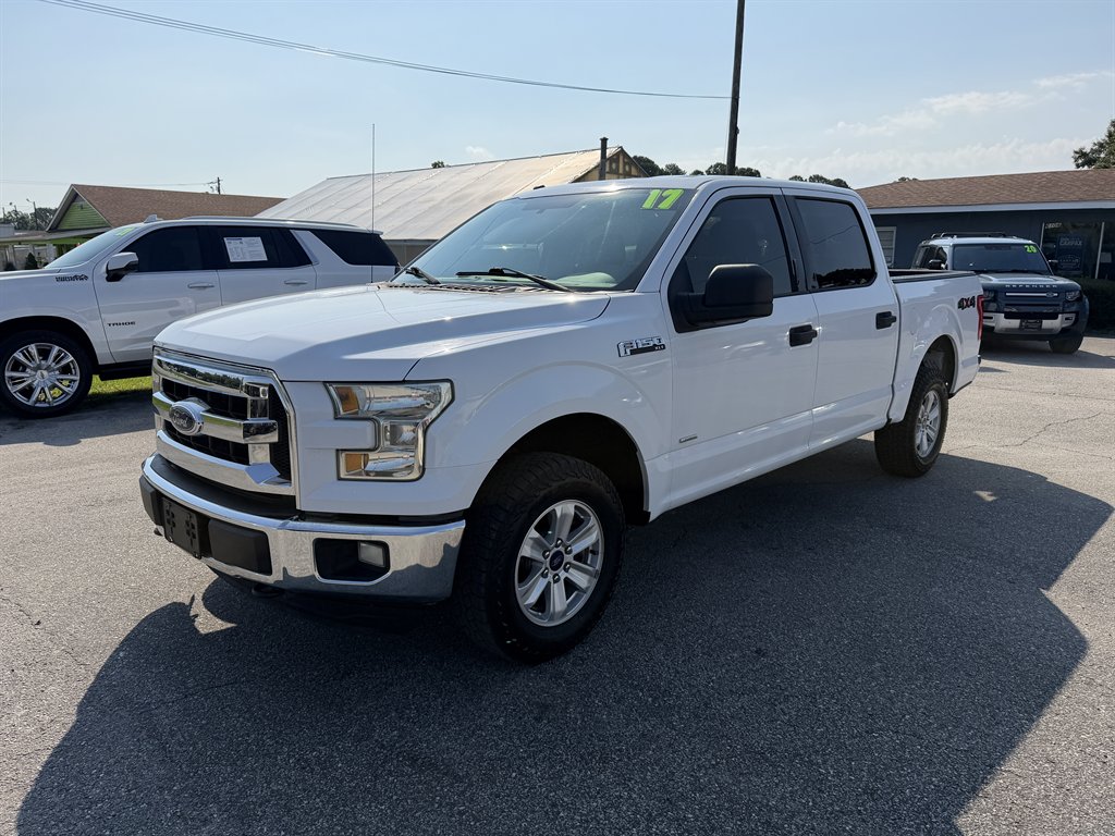 2016 Ford F-150 - $21,995