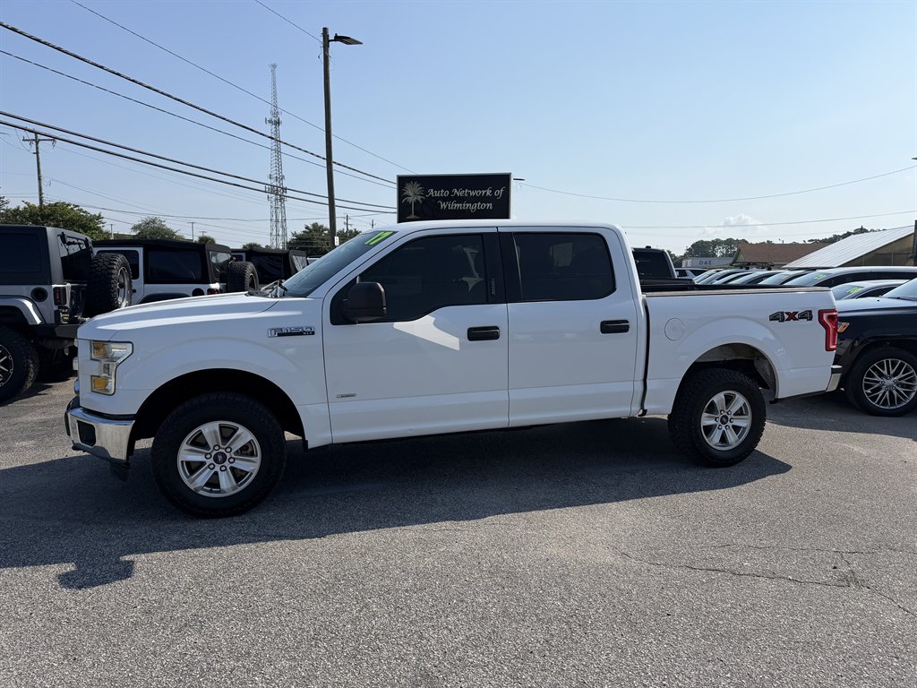 2016 Ford F-150 - $21,995