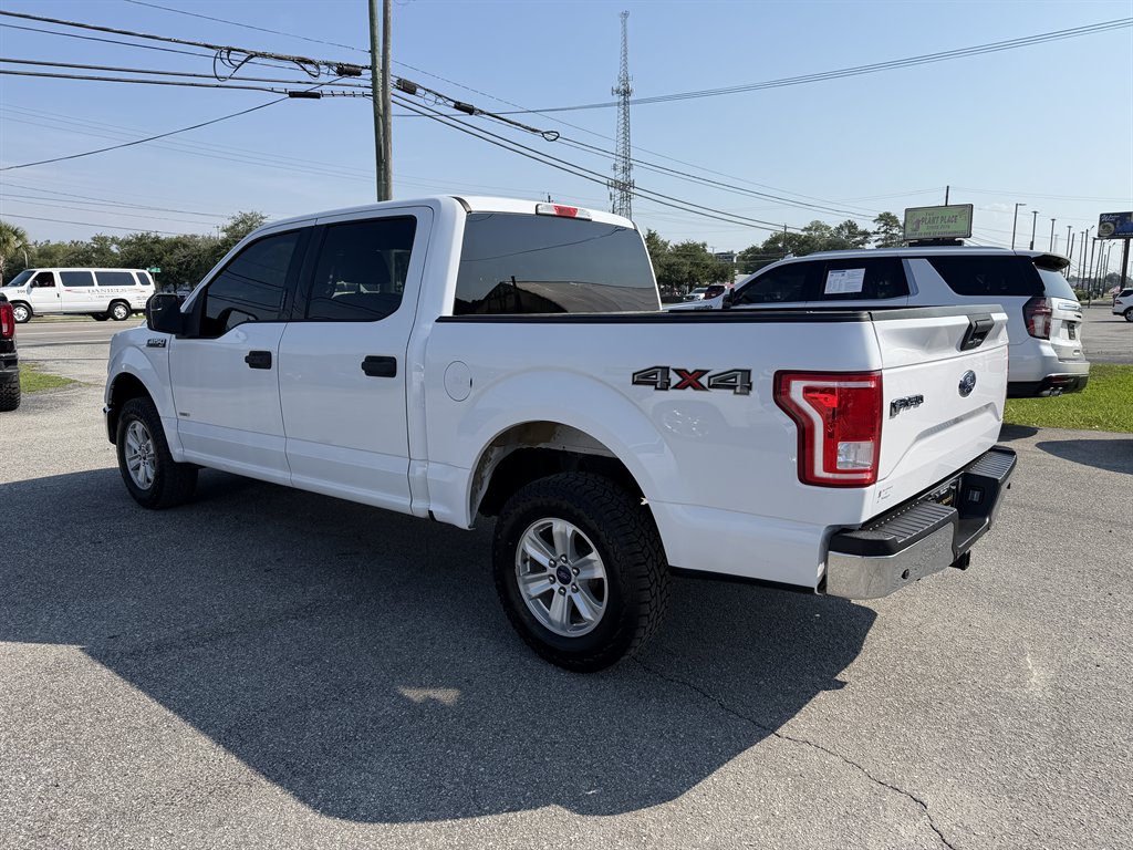 2016 Ford F-150 - $21,995