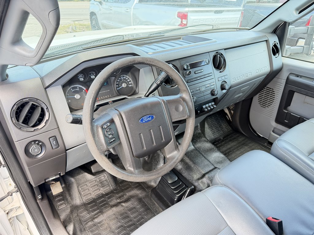 2016 Ford F-450 - $26,995
