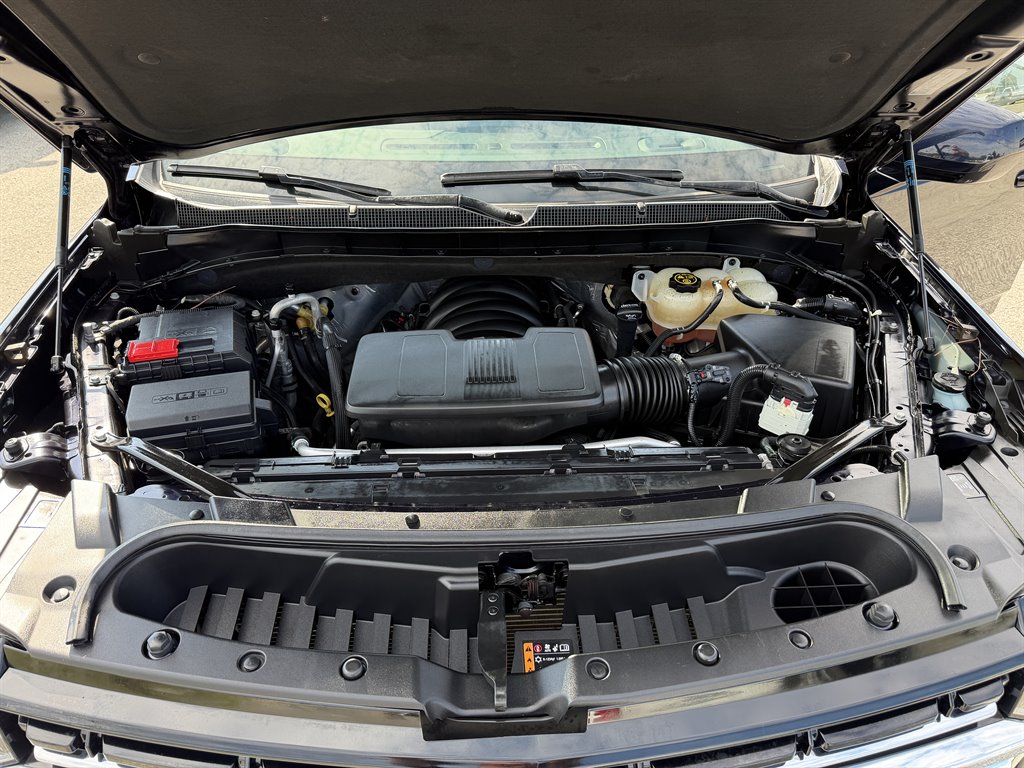 2022 Chevrolet Suburban - $39,995