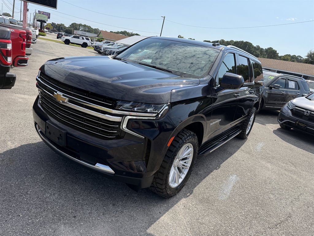 2022 Chevrolet Suburban - $39,995