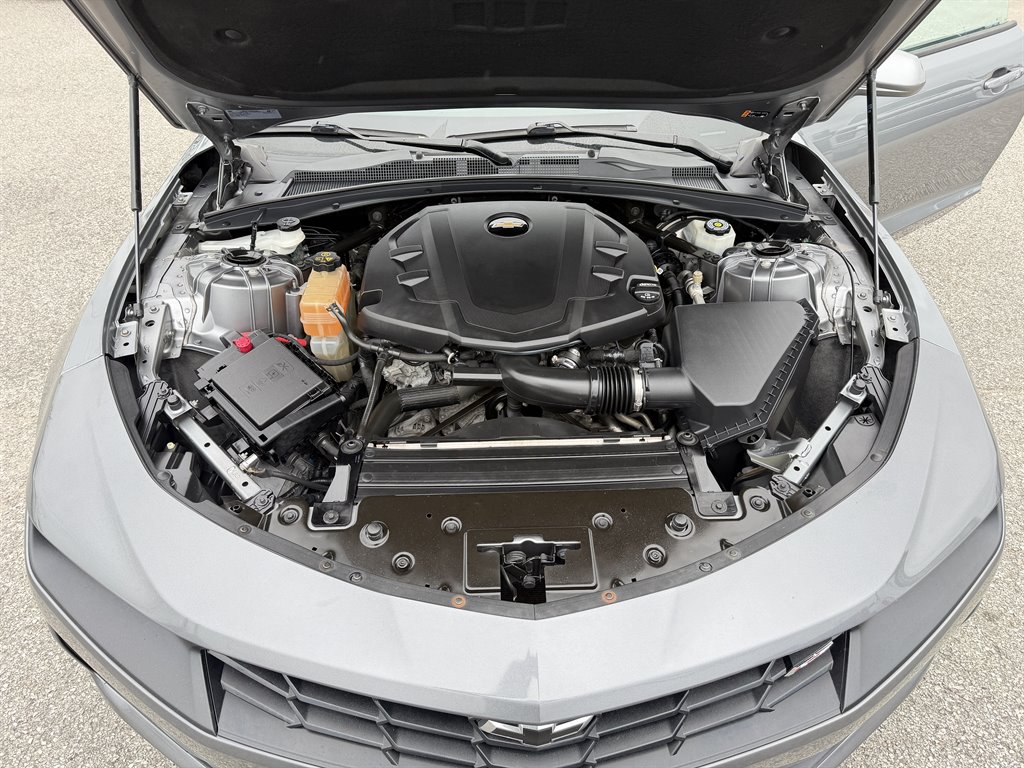 2019 Chevrolet Camaro - $18,995