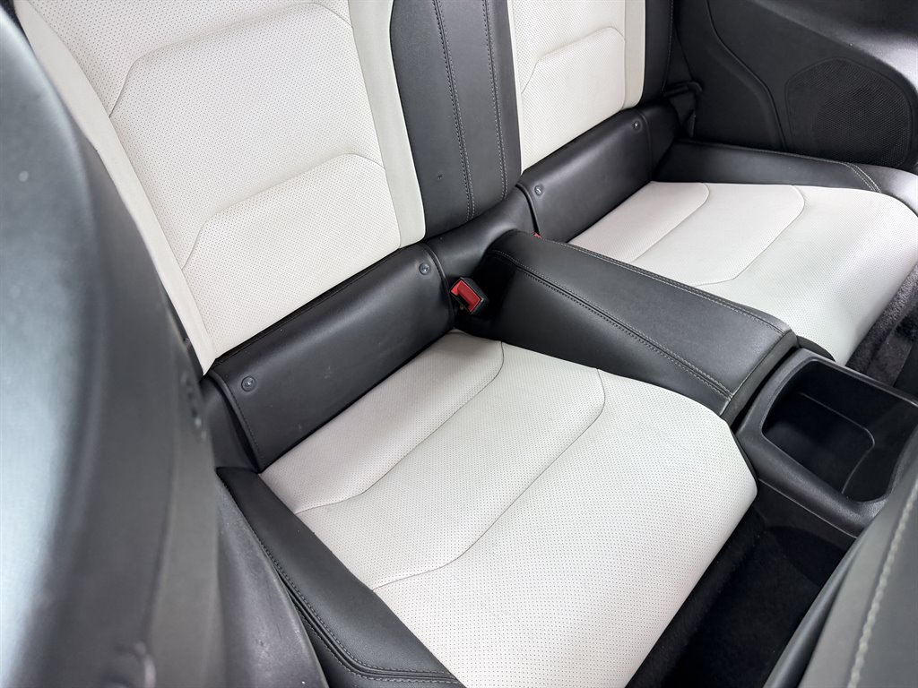 2019 Chevrolet Camaro - $18,995