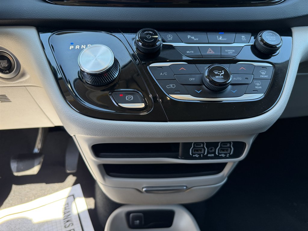 2023 Chrysler Pacifica - $22,995