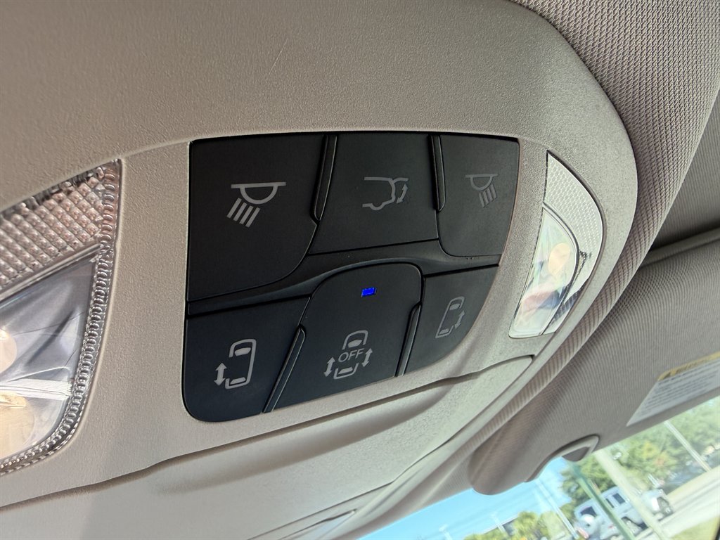 2023 Chrysler Pacifica - $22,995