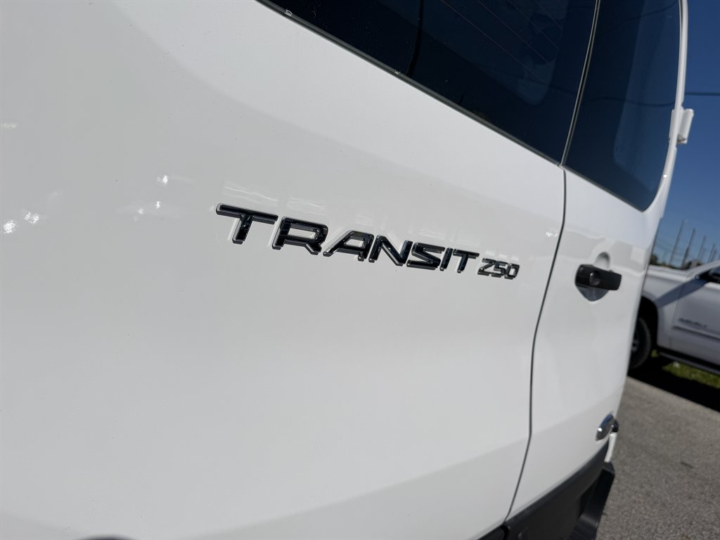 2025 Ford Transit - $36,995