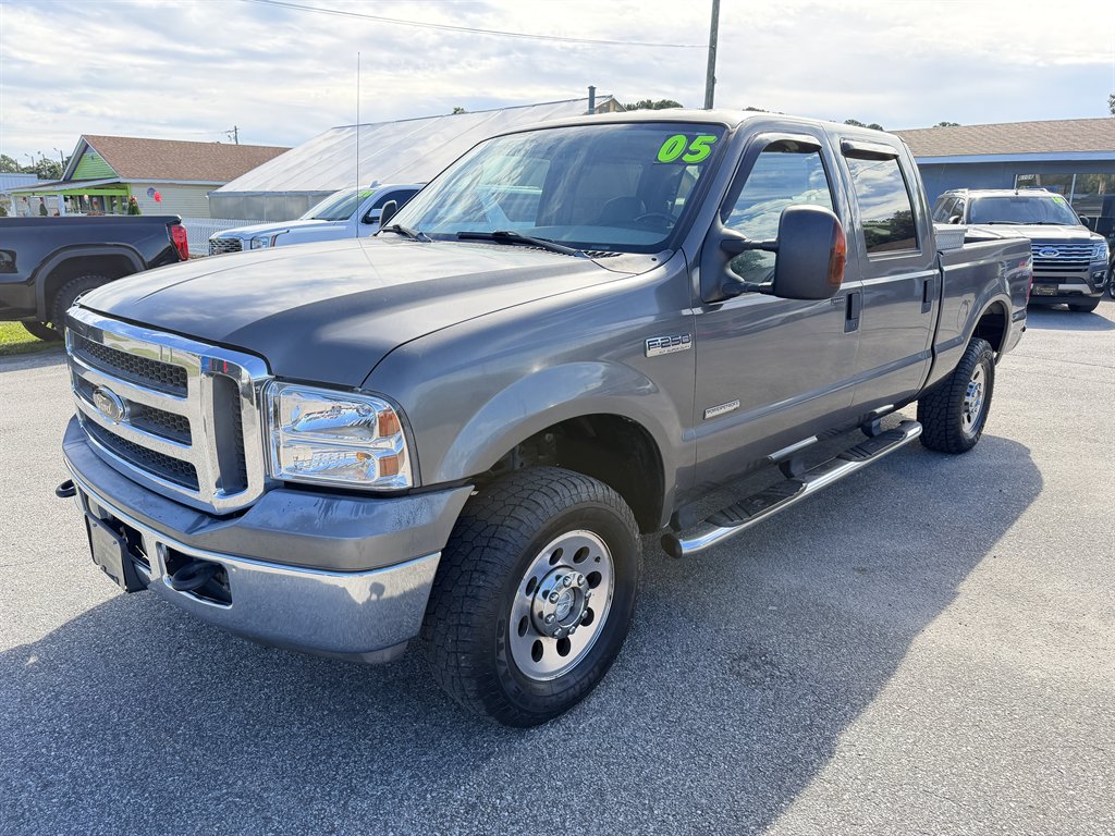 2005 Ford F-250 - $9,995