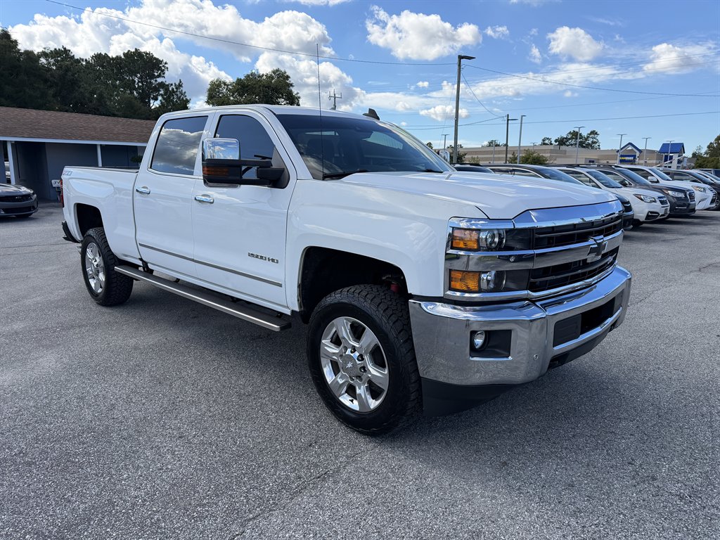 2018 Chevrolet Silverado - $32,995