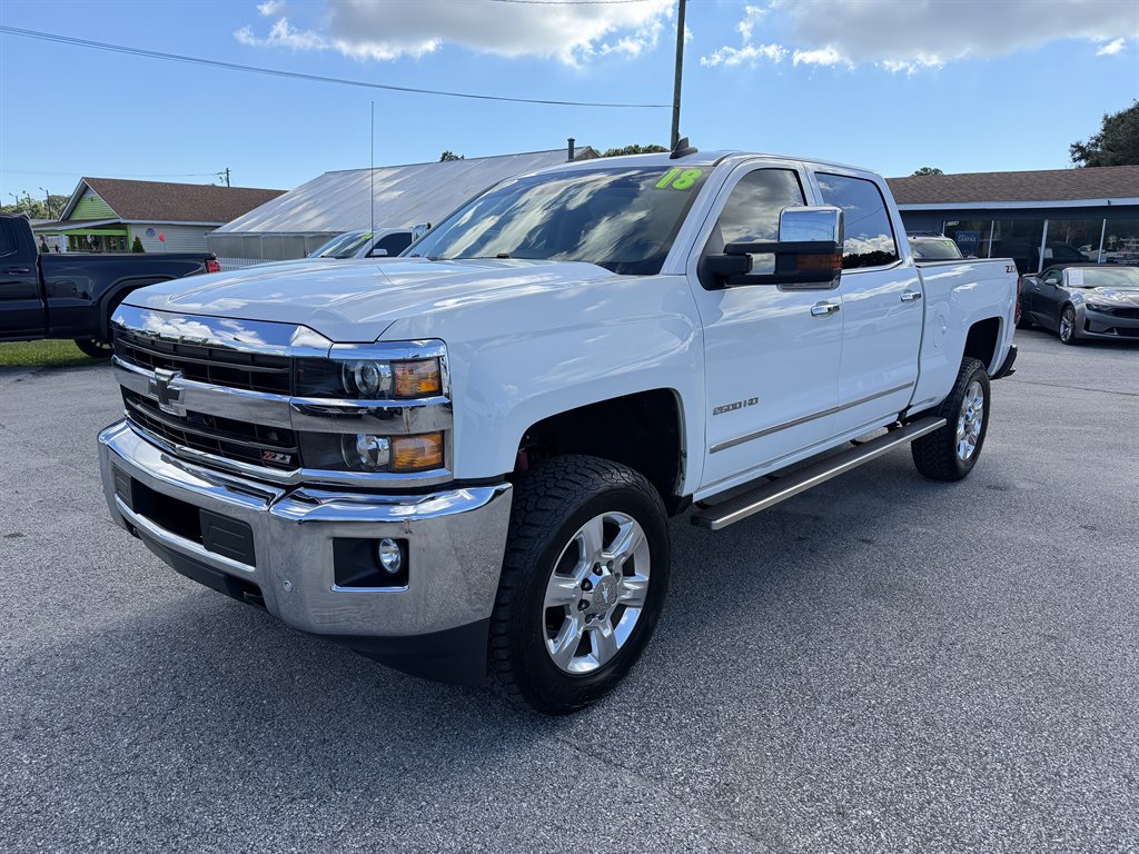 2018 Chevrolet Silverado - $32,995