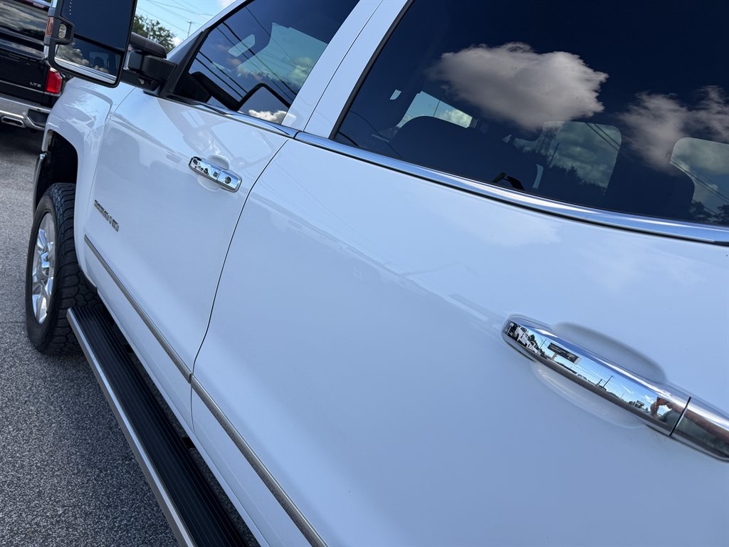 2018 Chevrolet Silverado - $32,995