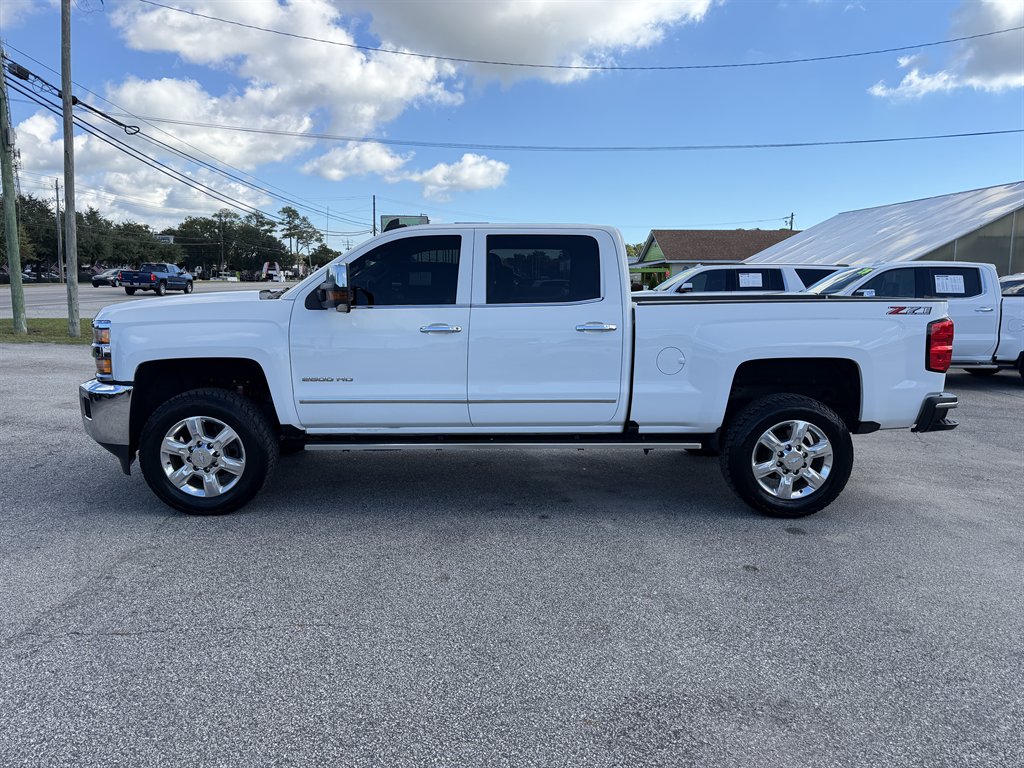 2018 Chevrolet Silverado - $32,995