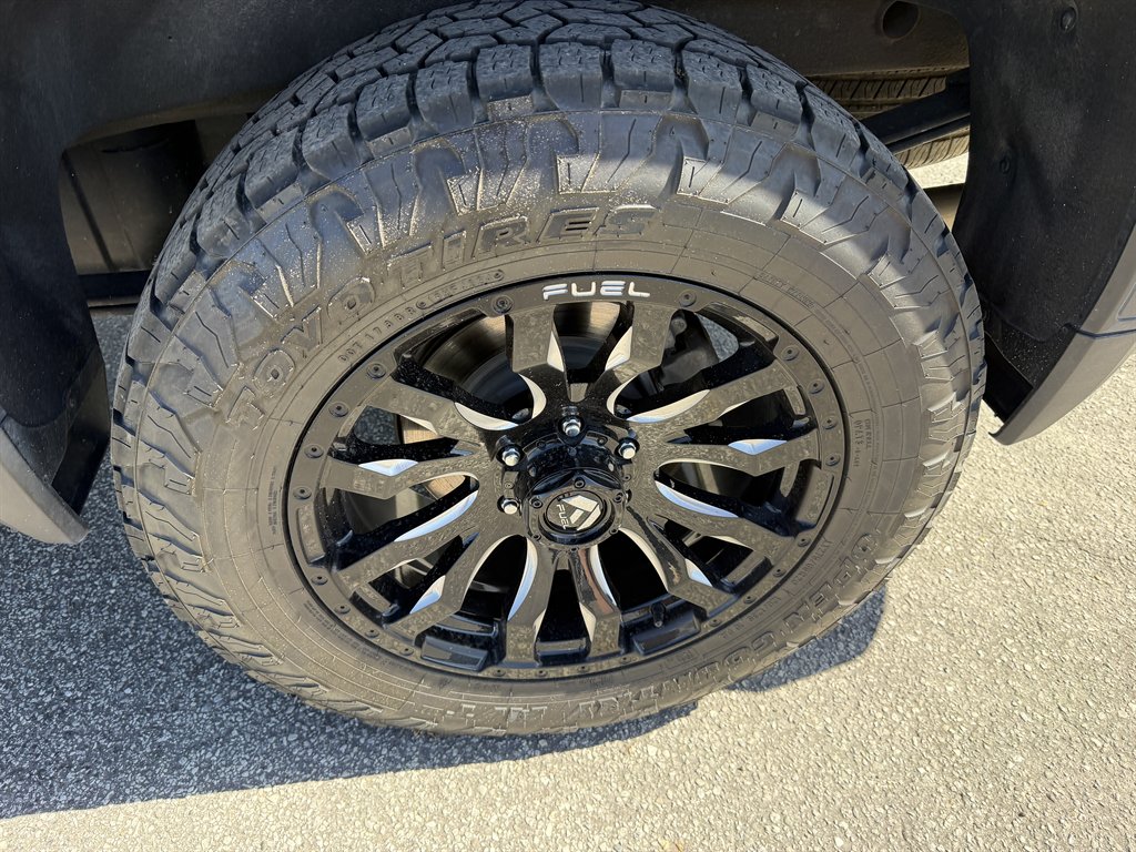 2025 GMC Sierra - $55,995