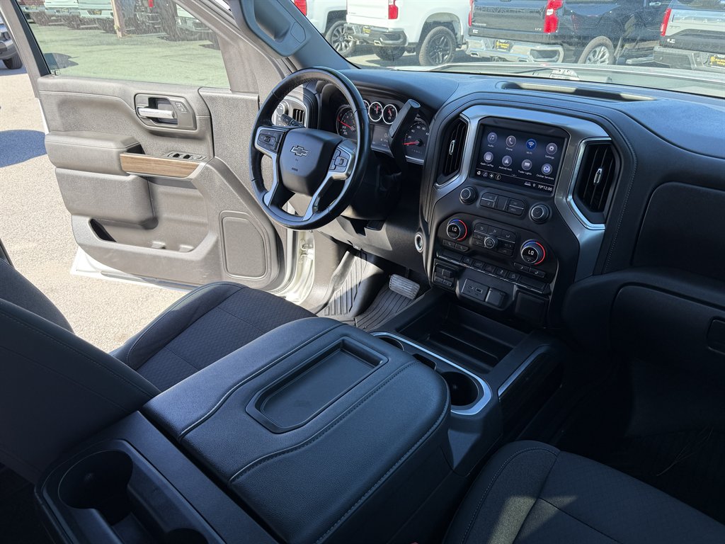 2021 Chevrolet Silverado - $39,995