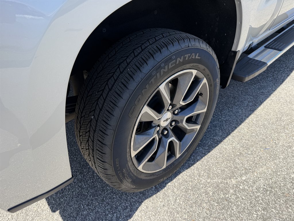 2021 Chevrolet Silverado - $39,995