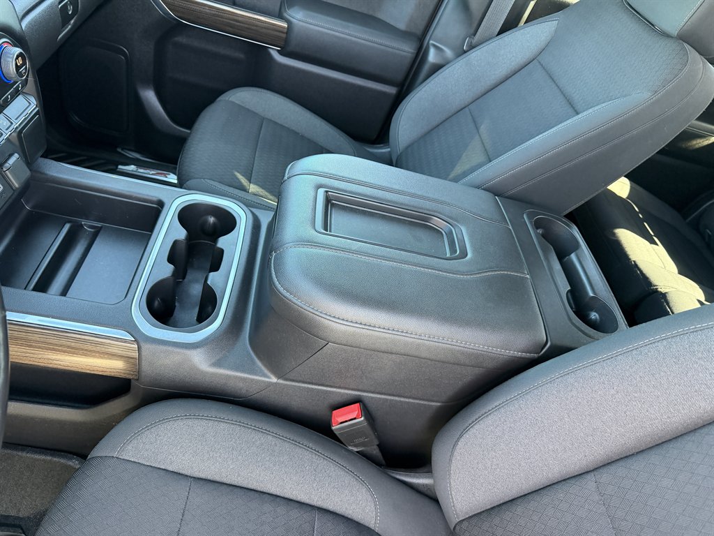 2021 Chevrolet Silverado - $39,995