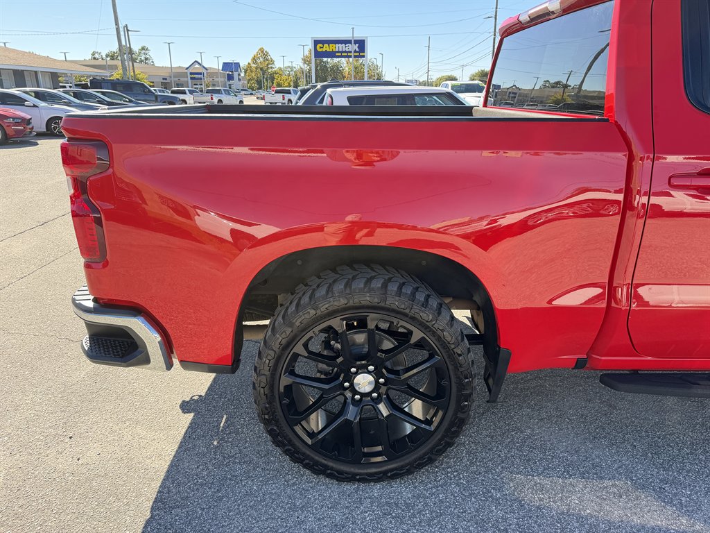 2023 Chevrolet Silverado - $37,995