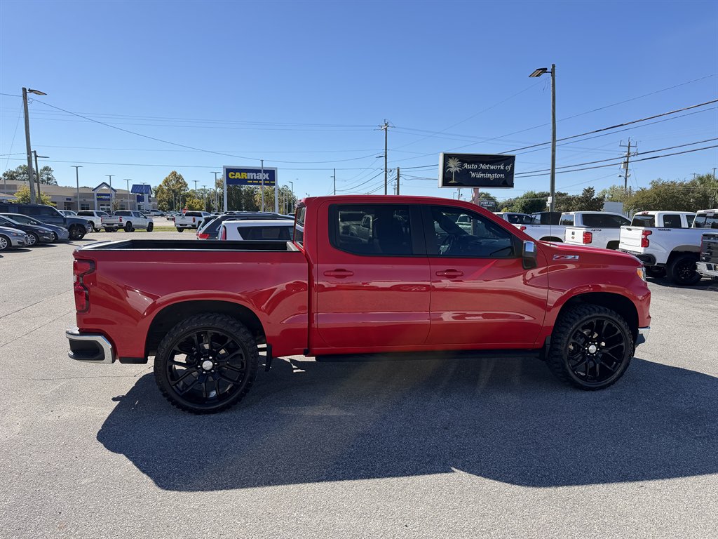 2023 Chevrolet Silverado - $37,995
