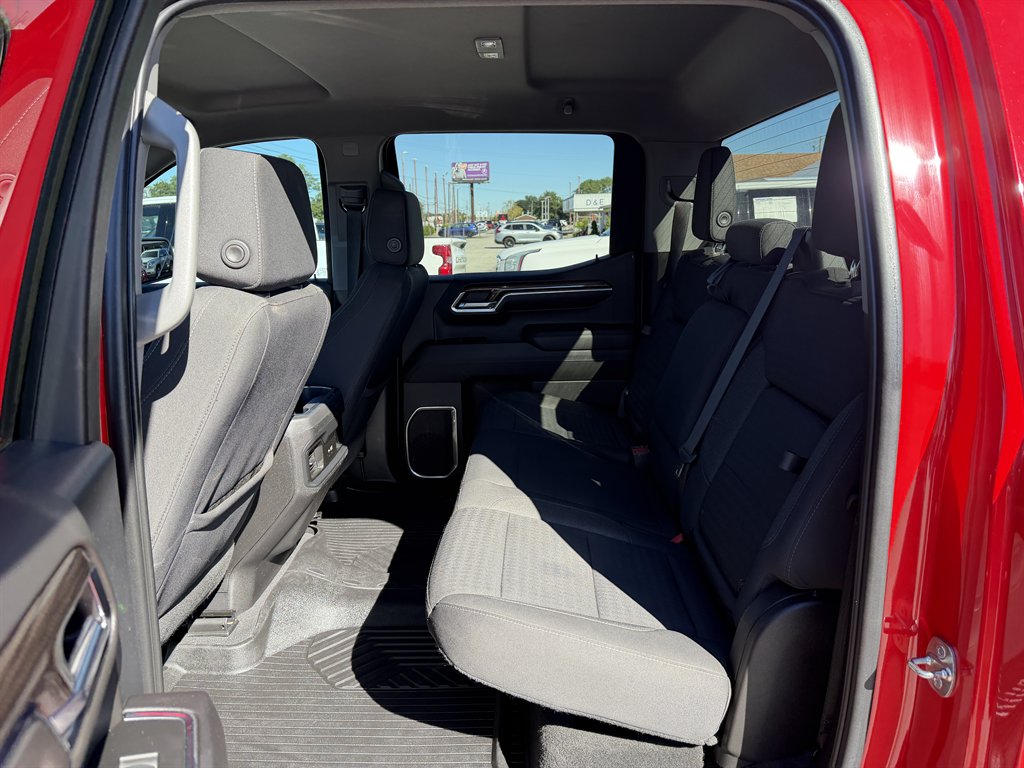 2023 Chevrolet Silverado - $37,995