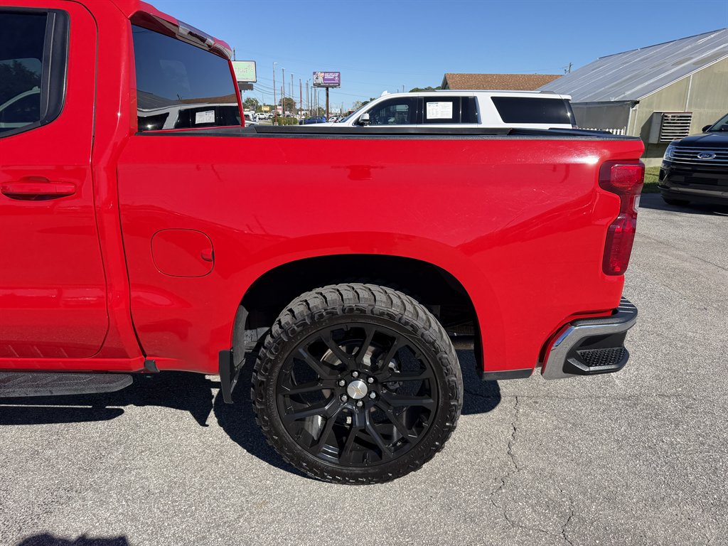 2023 Chevrolet Silverado - $37,995