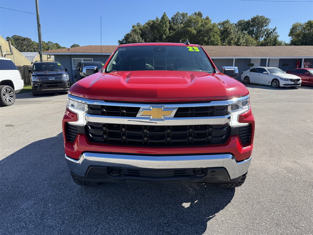 2023 Chevrolet Silverado - $37,995
