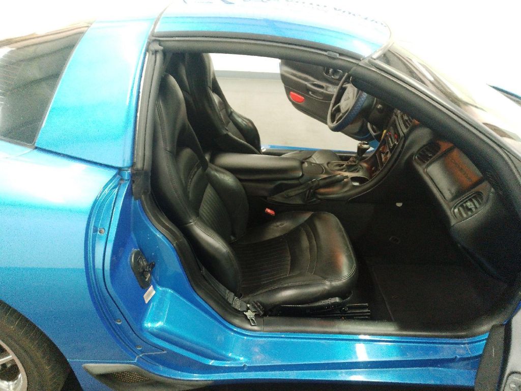 1998 Chevrolet Corvette photo