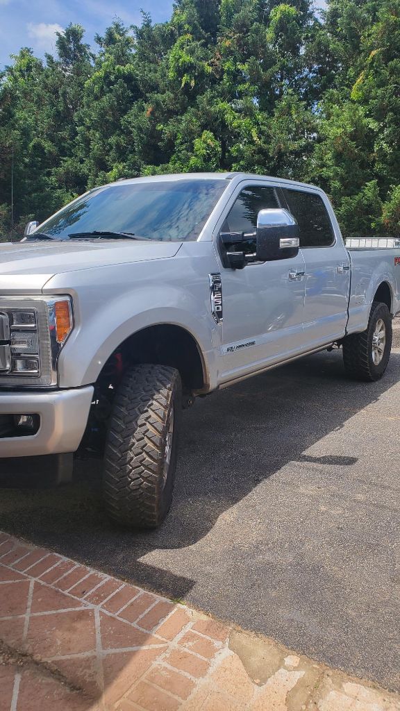 2017 Ford F250 - $39,500