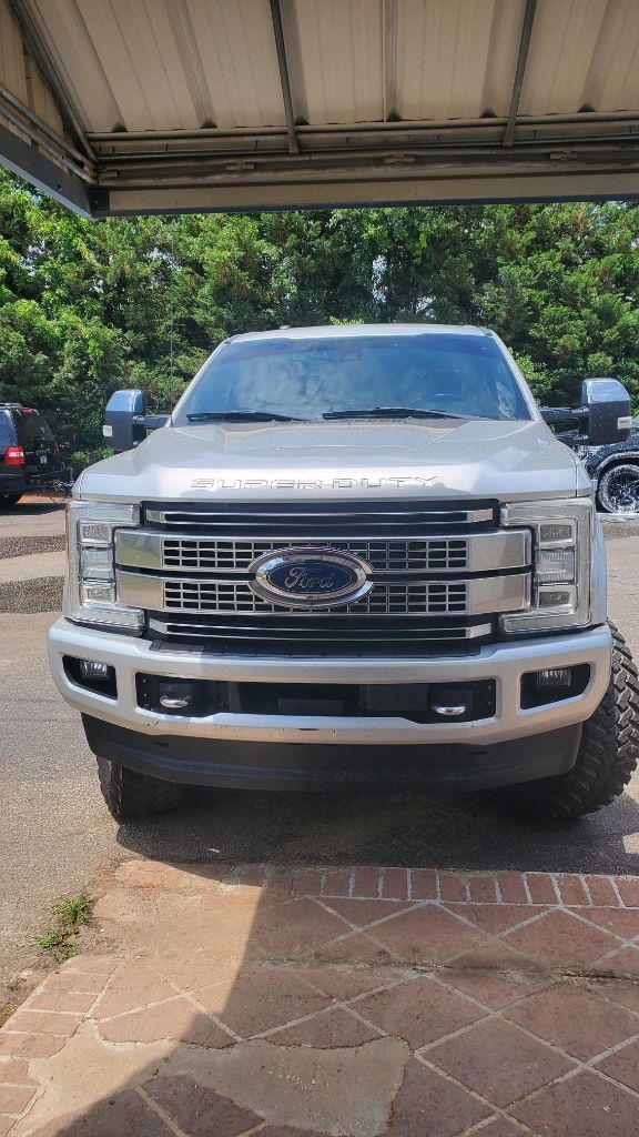 2017 Ford Super Duty F-250 Platinum