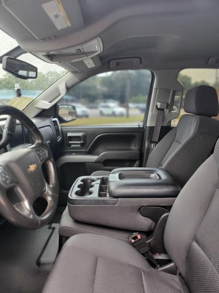 2017 Chevrolet Silverado 1500 - $19,500