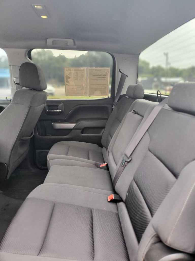 2017 Chevrolet Silverado 1500 - $19,500