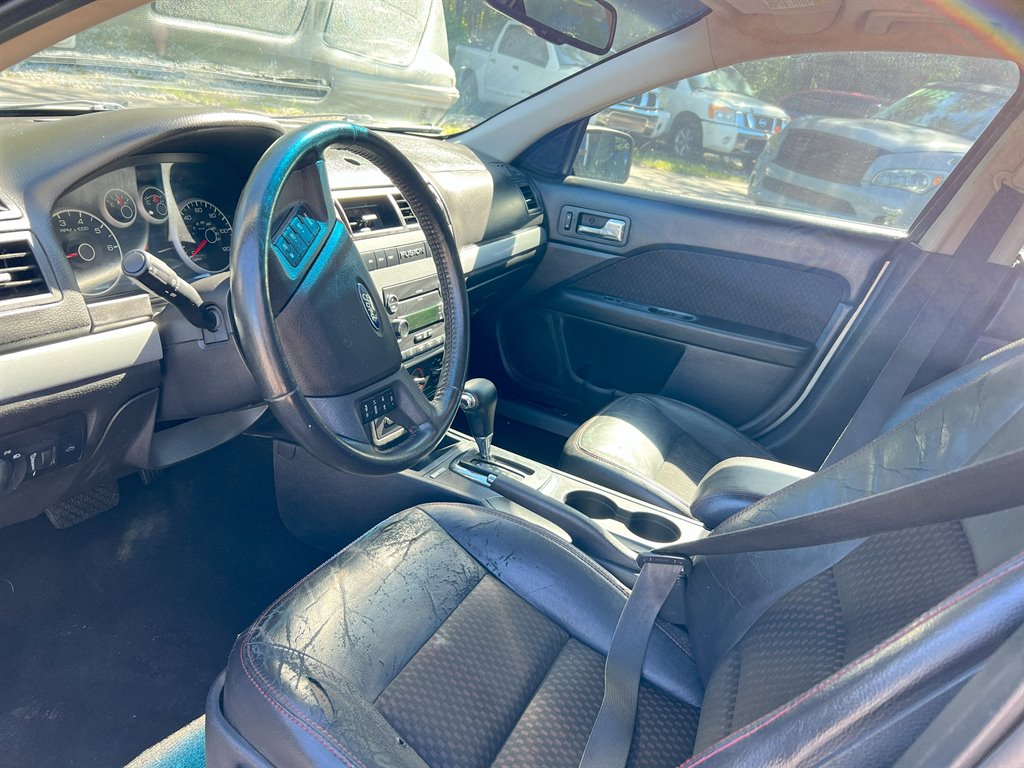 2008 Ford Fusion - $2,950