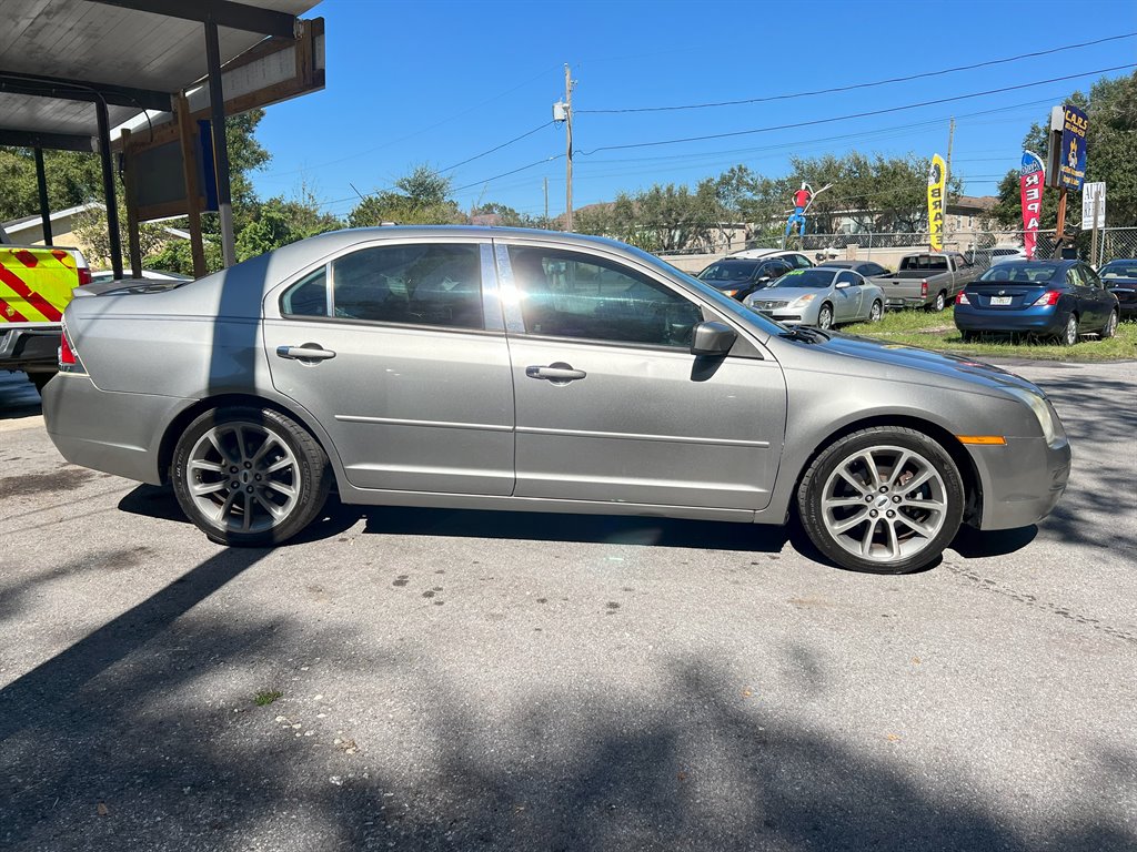 2008 Ford Fusion - $2,950
