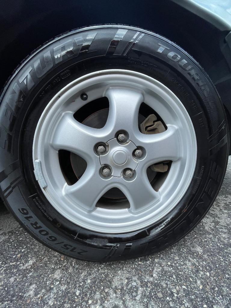2005 Ford Taurus SE photo