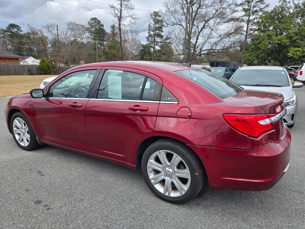 2013 Chrysler 200