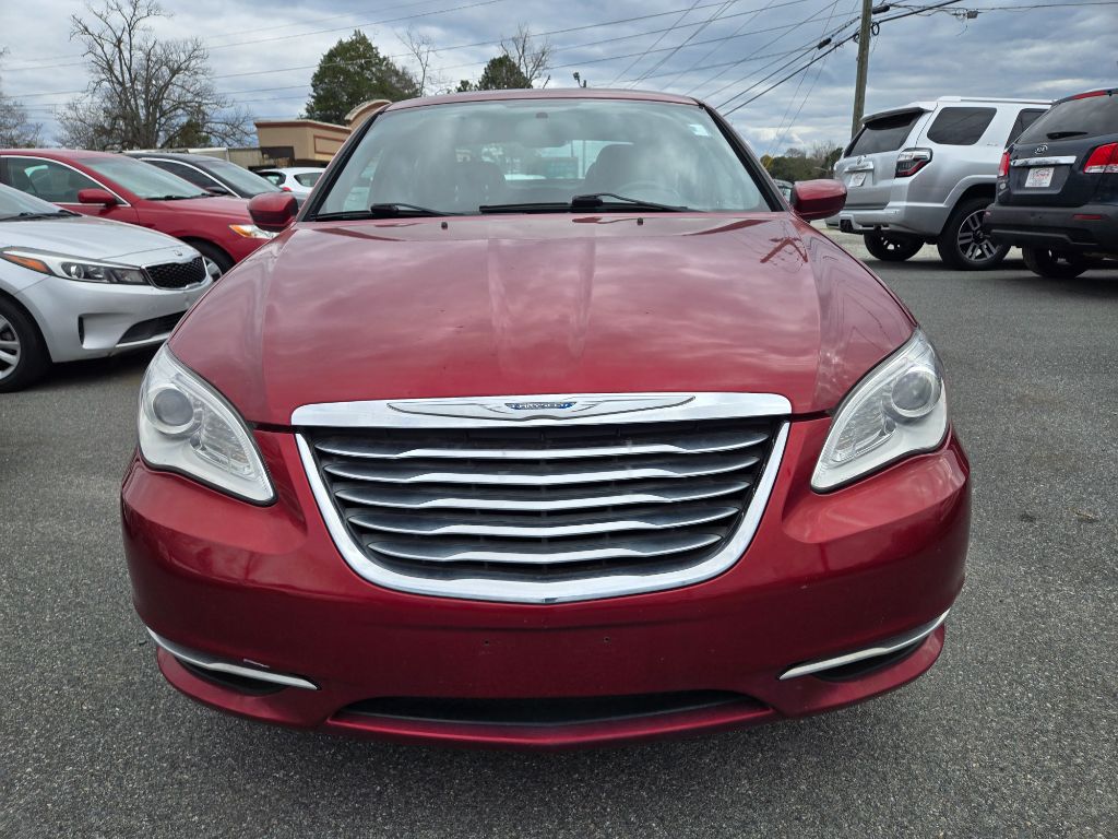 2013 Chrysler 200