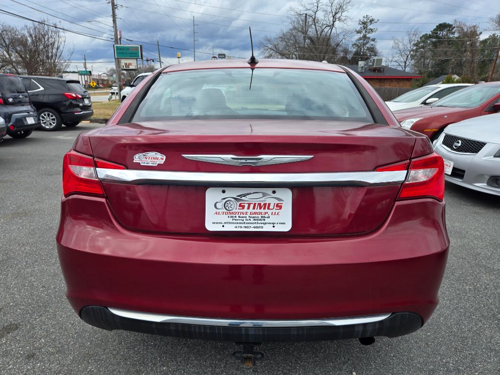 2013 Chrysler 200
