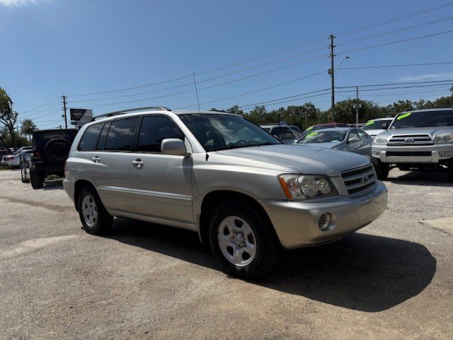 2001 Toyota Highlander - $3,888