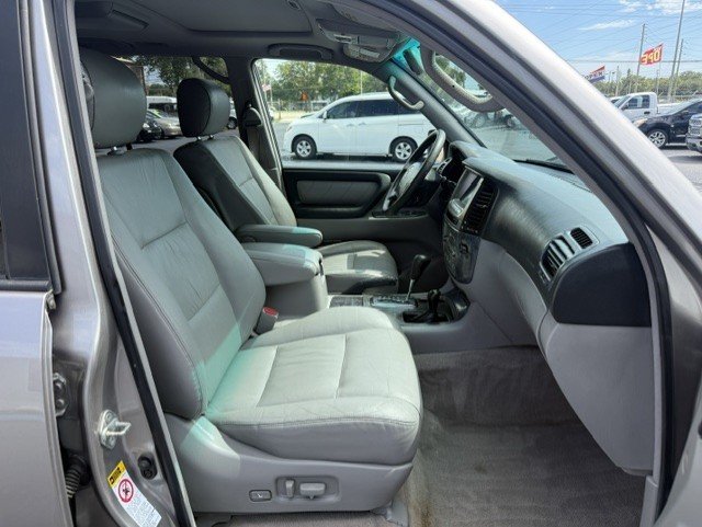 2004 Toyota Land Cruiser - $11,888
